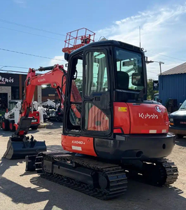 Mini-excavatrice Kubota KX040-4 haute performance, de 1 à 3,5 tonnes, avec chenilles en caoutchouc, pour travaux agricoles ou de chantier, à prix avantageux - Product Image 1