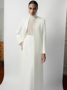 Abrigo Largo de Invierno para Mujer, Estilo Lujoso, con Abertura Trasera, Abrigo Largo Piana, Tela de Alta Calidad, Ropa de Mujer, Marca Whiteant, Hecho en Vietnam - Product Image 4