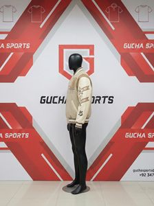 Chaqueta universitaria para hombre con tela de primera calidad, cierre de botones a presión, puños acanalados, parches bordados, chaqueta cálida y elegante - Product Image 3