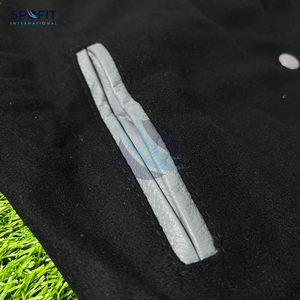 Chaqueta universitaria de lana de Estilo Vintage para mujer con logotipo personalizado al por mayor, nueva temporada de invierno al aire libre bordada a la moda - Product Image 5