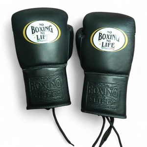 Ensemble de boxe sur mesure de haute qualité, sans boxe il n'y a pas de vie, pour entraînement professionnel, comprenant des gants de boxe, un protège-tête et un protège-guêtres pour les arts martiaux. - Product Image 2
