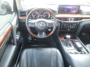 Voiture d'occasion de qualité abordable 2022 Le-x-us LX L-X 570 conduite à gauche - Product Image 2