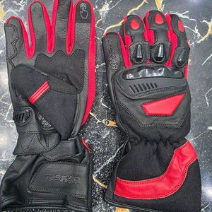 Gants de moto en cuir personnalisés pour les passionnés de moto - Gants de sport durables pour l'extérieur avec compatibilité tactile - Product Image 1