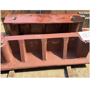 Base de machine en fonte robuste avec surfaces usinées de précision nervures pour le montage et le support d'équipements industriels - Product Image 1