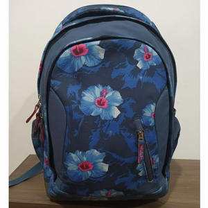 Sac à dos pour ordinateur portable unisexe léger, sac de voyage avec grande capacité et fermeture à glissière, disponible à un prix abordable aux États-Unis - Product Image 1