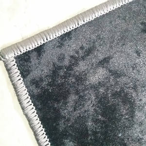 Ensemble de tapis de cuisine modernes personnalisés, tissés touffetés, antidérapants, absorbants, en velours polaire doux avec base en caoutchouc à pois - Product Image 1