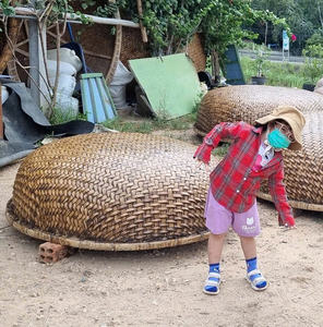 เรือใบขนาดเล็กแบบมินิ  พร้อมตะกร้าไม้ไผ่กันน้ำ  พร้อมไม้พายและที่นั่ง สำหรับทะเล แม่น้ำ และทะเลสาบ - Product Image 2