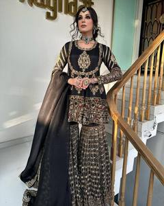 Nuevo Traje Étnico Indio de Georgette con Conjunto Sharara y Dupatta, Bordado con Hilos y Trabajo Zari, Traje Salwar para Mujeres Indias - Product Image 4
