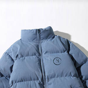 Chaqueta de Invierno Estilo Urbano para Hombre, Cuello Alto, Servicio OEM, Secado Rápido, Transpirable, Hecha en Pakistán, con Patrón de Letras - Product Image 3