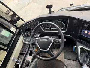 Venta caliente YouTong Coach Bus Excelente Estado 48 Asientos Transmisión Manual Automática Diesel Combustible Usado Transporte Autocares Autobuses - Product Image 4