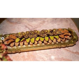 Vente en gros de plateau à chocolat décoratif pour mariages plateau de service à chocolat en métal doré écologique de qualité de luxe plateau à dessert porte-dessert - Product Image 1