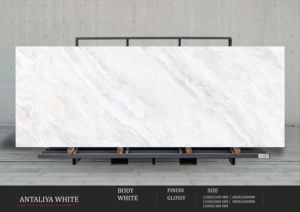 Intérieur ultra luxueux, murs rehaussés de dalles en porcelaine brillante de 1200x3200 mm - Product Image 4