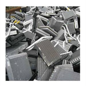 Vente en gros de déchets d'aluminium prêts à être expédiés, livrés dans le monde entier pour traitement et vente industrielle - Product Image 1