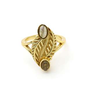 แหวนควอตซ์สโมคกี้ลายใบไม้สไตล์โบฮีเมียน ชุบทอง 18k วงแหวนทองเหลืองลายธรรมชาติ แหวนขายส่งสำหรับผู้หญิง - Product Image 1