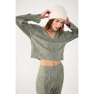 Top Corto Suave con Cuello en V Acanalado - Product Image 1