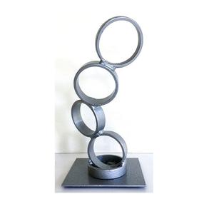 Sculpture luxueuse en argent à 4 anneaux, Sculpture en métal moderne du milieu du siècle, Art abstrait Simple, décor contemporain - Product Image 3