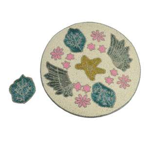 Napperon perlé floral fait à la main en satin pour la maison décorations de table à manger pour banquets - Product Image 4