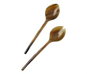 Ensemble de service à salade élégant en bois naturel Cuillère et fourchette en bois de qualité supérieure Ustensiles de cuisine pour servir la salade - Product Image 4