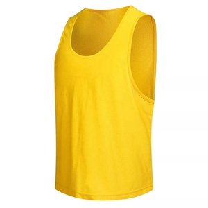 Gilet de football en polyester personnalisé, prix d'usine vente en gros, bavoirs d'entraînement de football personnalisés - Product Image 6