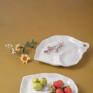 Cuisine et table Long Phuong Group Plats en porcelaine en forme de feuille Plateaux et articles de service en gros à deux compartiments - Product Image 4