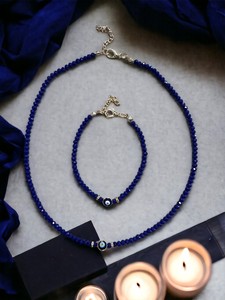 Ensemble collier et bracelet DAFNI en perles de plastique colorées et œil porte-bonheur - Fait main pour la fête des mères et la Saint-Valentin - Product Image 5
