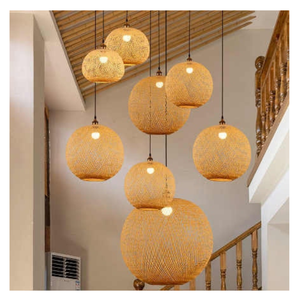 Améliorez votre bureau à domicile avec un style minimaliste Lampe en bambou écologique élégante Éclairage en rotin Design moderne pour une utilisation en intérieur - Product Image 2