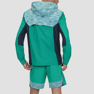 Ensemble coupe-vent pour homme avec pantalon en polyester léger extensible pour la course à pied, l'entraînement et les activités de plein air - Product Image 2