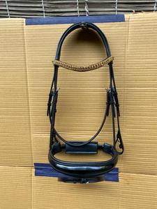 Brida de caballo de charol de búfalo indio Premium y banda para la nariz teñida de vegetales con decoraciones de cristal Equipo de equitación de calidad - Product Image 5