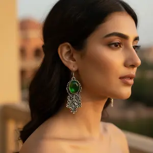 Boucles d'oreilles pendantes en argent 925 avec pierre précieuse verte, plaqué or, ornées de perles et de diamants, en or rose, pour mariages et fêtes - Product Image 2