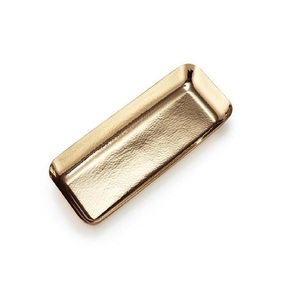 Bandejas de metal de Diseño cautivador de forma rectangular para uso en bares, hoteles y restaurantes para bodas Bandeja de metal Acabado dorado - Product Image 1