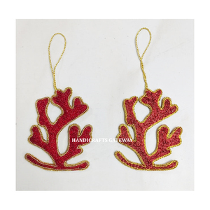 Ornements de Noël décoratifs à suspendre sur broderie dorée Zari avec travail de perles, décoration d'arbre de Noël, ornements à suspendre - Product Image 1