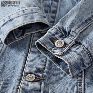 Vente en gros de veste en jean élégante pour hommes, veste en jean chaude pour l'hiver avec des couleurs et un logo personnalisés, à vendre en gros - Product Image 4