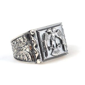 Pendiente de hombre estilo hip-hop de plata 925 con diseño de águila y cuadrado, con incrustaciones de gemas de cobre tipo placa en el dorso. - Product Image 3