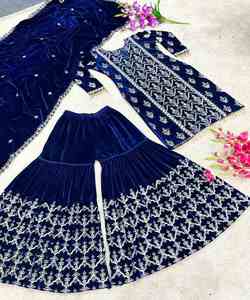 Estilos versátiles: Vestido de ropa de mujer: desde la elegancia informal hasta la elegancia formal, descubra piezas versátiles hechas a medida para lo moderno - Product Image 3