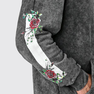 Sudadera con Capucha para Hombre, Lavado Ácido, Personalizada con Bordado, 100% Algodón, Estilo Urbano, Corte Holgado, con Cierre de Cremallera - Product Image 2