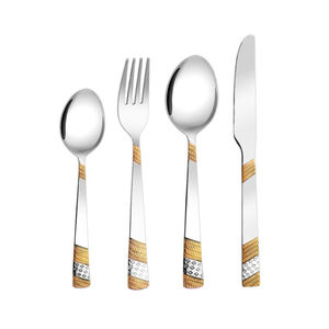 Ensemble de couverts haut de gamme 4 pièces plaqué argent avec poignées dorées fabriquées à la main et adaptées au lave-vaisselle pour les repas - Product Image 1