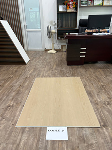 Suelo vinílico SPC de 6 mm fabricado en Vietnam, suelo SPC de vinilo de lujo Valinge 5G - Product Image 2