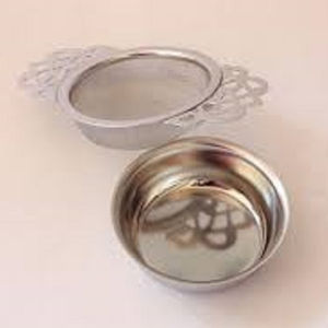 Colador de té de metal tejido a mano con acabado dorado, colador de té suelto para uso en la cocina casera al por mayor de fábrica - Product Image 1