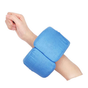 Approvisionnement d'usine main cheville talon ascenseur cale pied soutien oreiller médical cheville <span class=keywords><strong>coussin</strong></span> pour lit Polyester pied élévation oreiller - Product Image 3