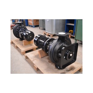 ปั๊มน้ำ Grundfos TP 100-330-4ใหม่