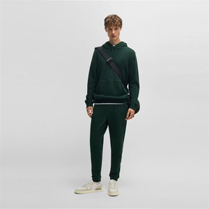 Sudadera con capucha lisa sin cremallera para hombre Sudadera con capucha cómoda de algodón para uso diario Sudadera con capucha unisex de ajuste clásico con bolsillos canguro - Product Image 6