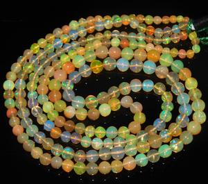 Perles de pierre élégantes en opale éthiopienne 100% blanc naturel avec effet de feu de jeu de haute qualité disponible en tailles 4mm 8mm - Product Image 1