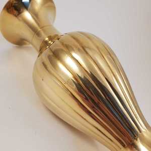 แจกันดอกไม้โลหะที่มีสีทองขัดเงาสำหรับตกแต่งบ้านไร่ - Product Image 3