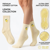 Chaussettes de Pilates personnalisées antidérapantes à haute élasticité, résistantes à l'usure, respirantes, en tissu écologique pour studio de Pilates