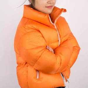 แจ็กเก็ตแบบพองเพื่อให้ความอบอุ่นในฤดูหนาวของผู้หญิงเสื้อโค้ทไนลอนระบายอากาศได้มีซิปปิดพิมพ์ลายเสื้อครอปสไตล์ผู้หญิง - Product Image 6