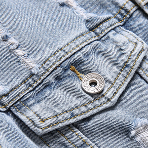 Nueva chaqueta de mezclilla de algodón recubierta de moda hecha en fábrica Diseñada para hombres Logotipo frontal personalizado Última chaqueta de invierno - Product Image 4