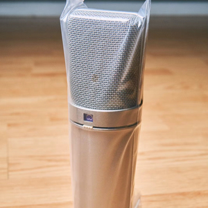 ใหม่! ไมโครโฟน U87 neumannn Ai 87พร้อมเคสไม้แท้ & อุปกรณ์กันกระแทก - Product Image 1