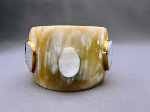 Brazaletes de cuerno Diseño redondo de diseño superior Pulseras de cuerno de búfalo Joyería al por mayor hecha a mano por Artesanías de lujo - Product Image 4