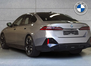 รถซีดาน Sp0rt Pr0 x ขับเคลื่อน2025 B MS I5 M 60 m พร้อมกระปุกเกียร์อัตโนมัติสำหรับใช้ในสวน - Product Image 4