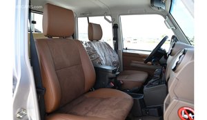 Occasion 2024 pour 79 Double Cabine LX-Z 2.8L Cuir Transmission Automatique Haute Qualité Conduite à Gauche/Droite - Product Image 2